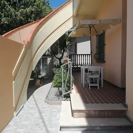Meli Holiday home